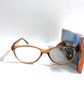 Foster Grant Simply Specs reading glasses with chain translucent coral +2.50