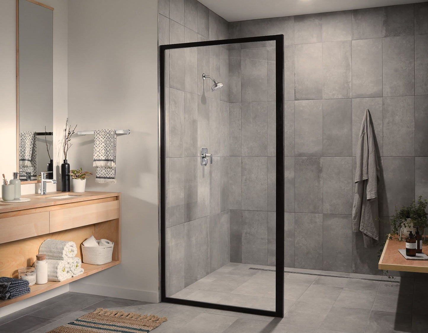 Moen Genta LX Chrome Modern 18-Inch Single Kitchen or Bathroom Towel Bar, BH3818CH